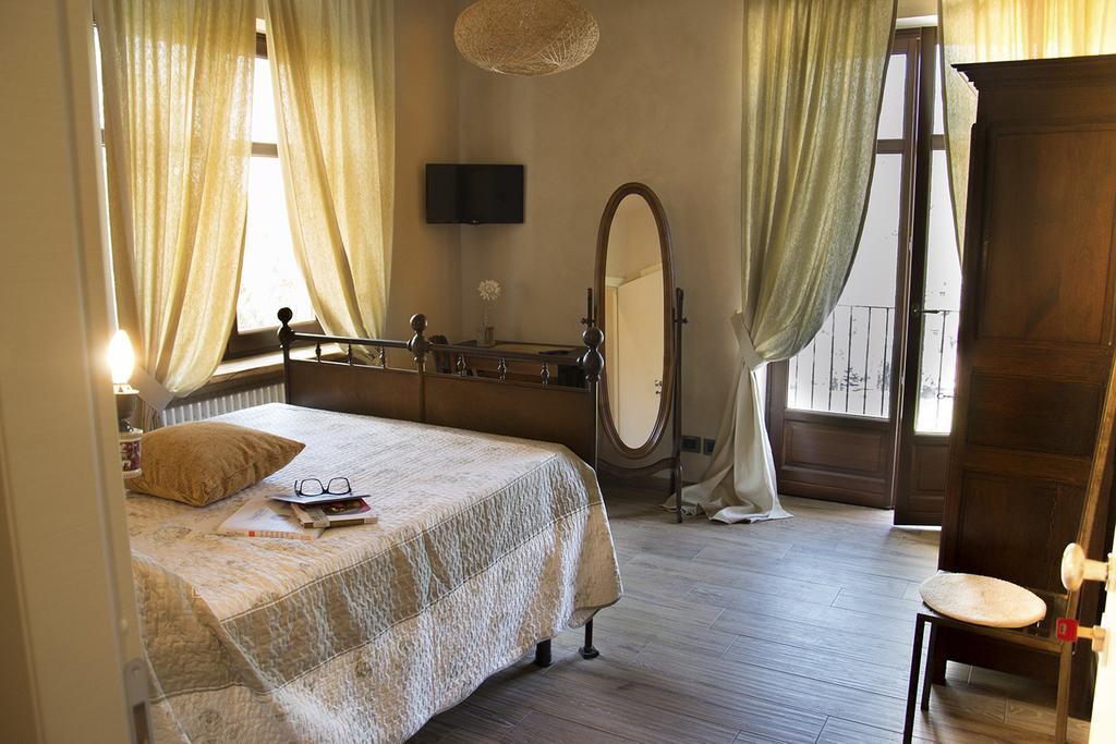 Villa Laura Castellinaldo Room photo