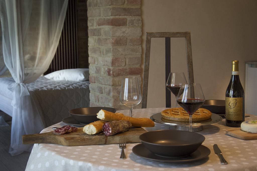 Villa Laura Castellinaldo Room photo